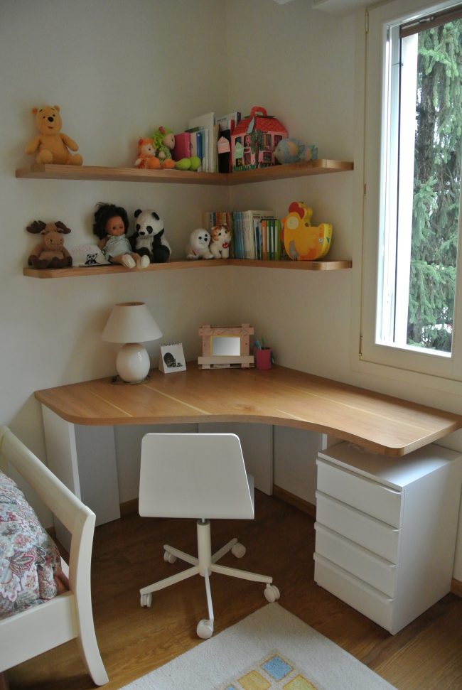 scrivania camera bimbi - Baistrocchi Mobili